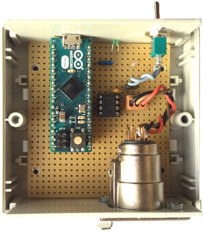 assembled USB/DMX-box