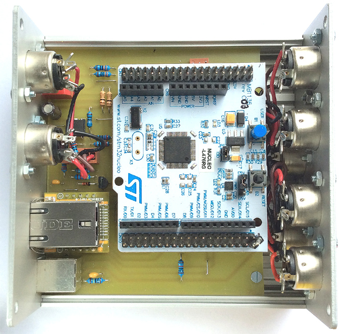 MIDI Merger in alu box